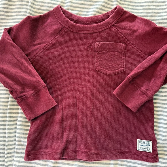 Long sleeve shirts 2T - Picture 3 of 8